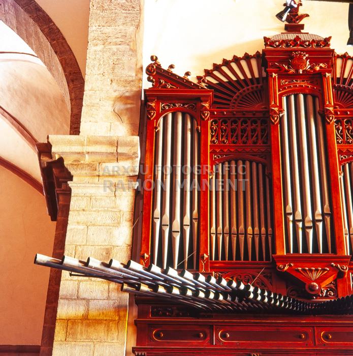 ORGUE ESGL ST PERE BERGA XIX