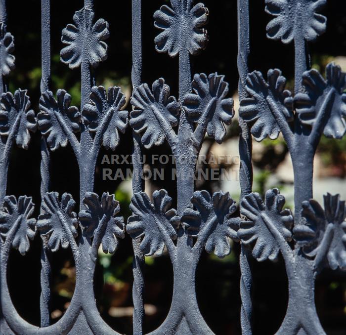 CAN CALOPA ARGENTONA RESTAURADA PER: PUIG I CADAFALCH