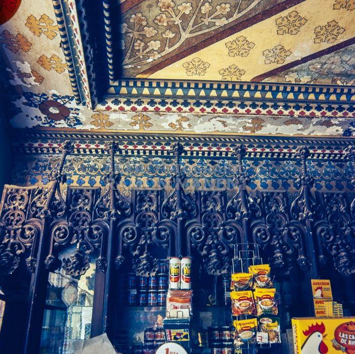 LA CONFIANÇA BOTIGA MATARO 
ANY 2000