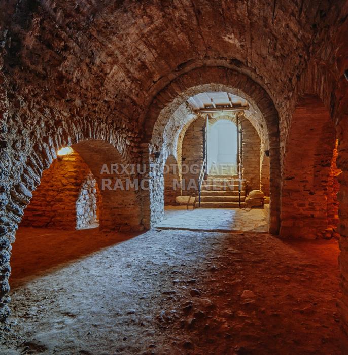 ST MIQUEL DE CUIXA MONESTIR DEPENDENCIES DE LA CRIPTA