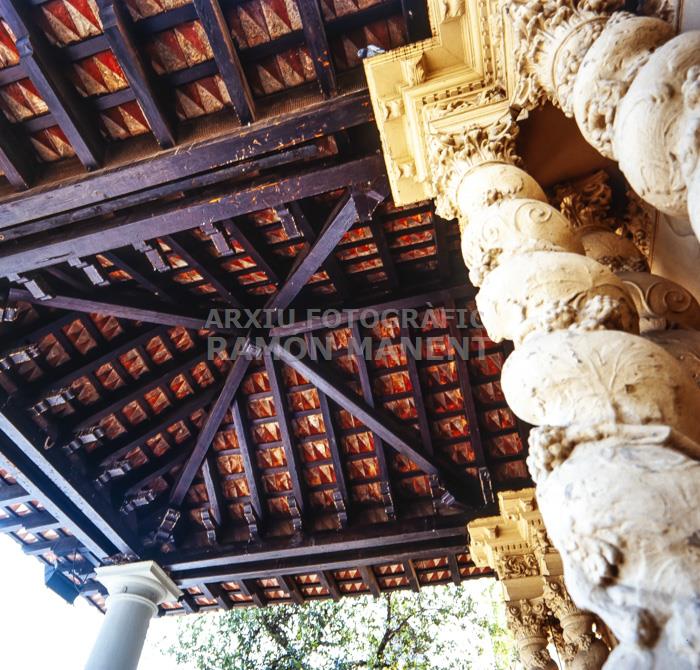 PAVELLONS FIRALS MONTJUIC