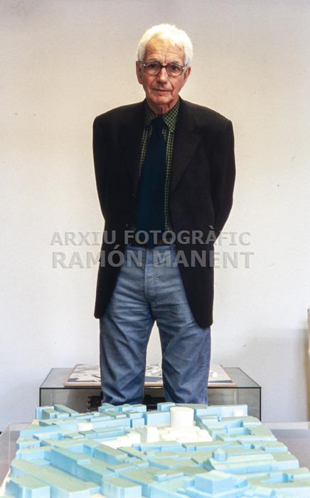 JOSEP MARTORELL AL SEU ESTUDI