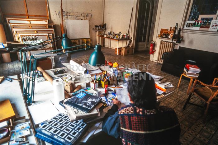 NARCIS COMADIRA AL SEU ESTUDI 2002