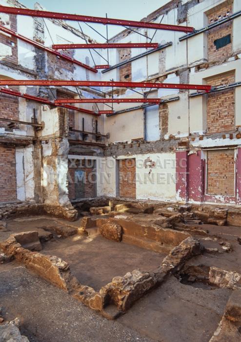 EXCAVACIONS DOMUS DE CAN CRUZATE MATARO