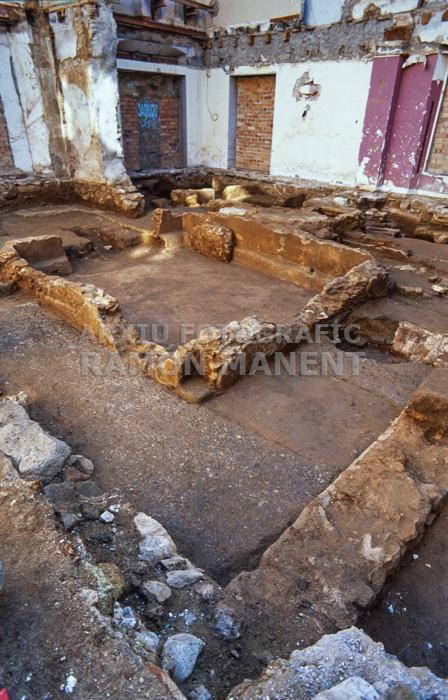 EXCAVACIONS DOMUS DE CAN CRUZATE MATARO