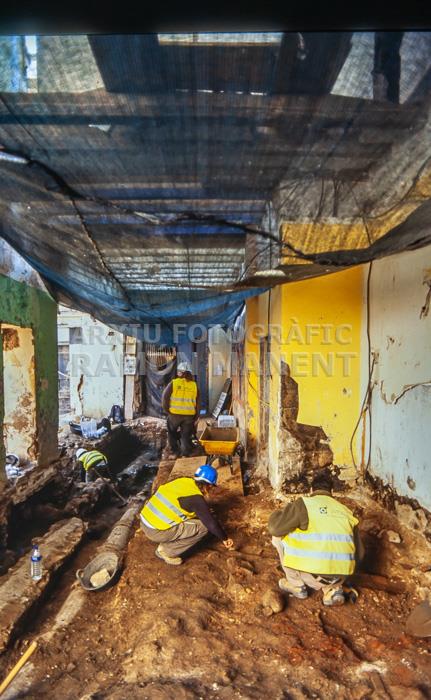 EXCAVACIONS DOMUS DE CAN CRUZATE MATARO