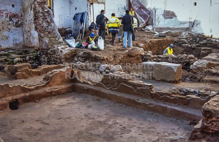 EXCAVACIONS DOMUS DE CAN CRUZATE MATARO