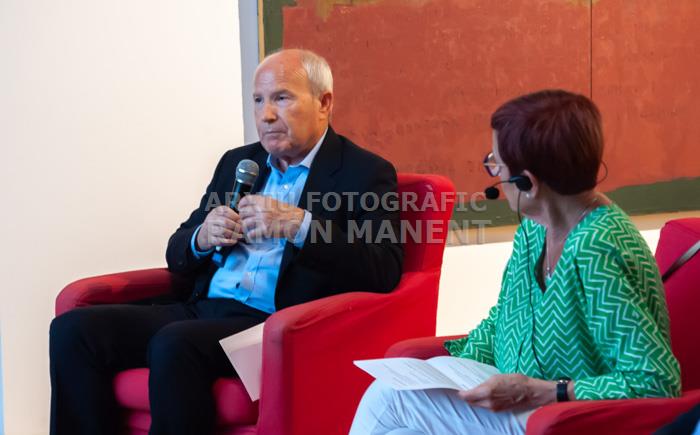 TAULA RODONA SOBRE LLEI DE BARRIS 
NAU GAUDI 
JOSE MONTILLA PILAR GONZALEZ-AGÀPITO