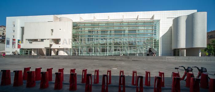 MACBA RICHARD MEIER 1998 S XX