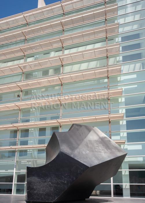 MACBA RICHARD MEIER 1998 S XX 
-L´ONADA-