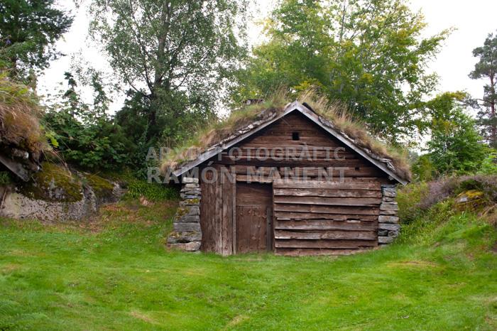 HELLESYLT MUSEU CASES TIPIQUES DE NORUEGA