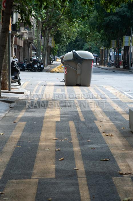 LA CIUTAT DESERTA 
CARRER CONSELL DE CENT