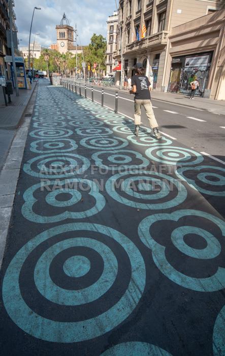 LA CIUTAT DESERTA 
CARRER PELAI