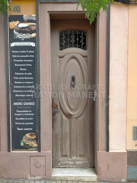 PORTA RONDA DE LA REPUBLICA MATARO