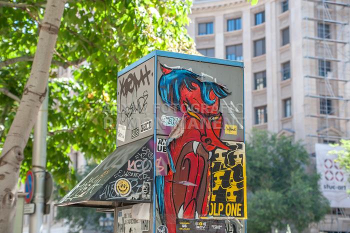 OBRES VIA LAIETANA PLAÇA ANTONI MAURA CABINA TELEFONICA