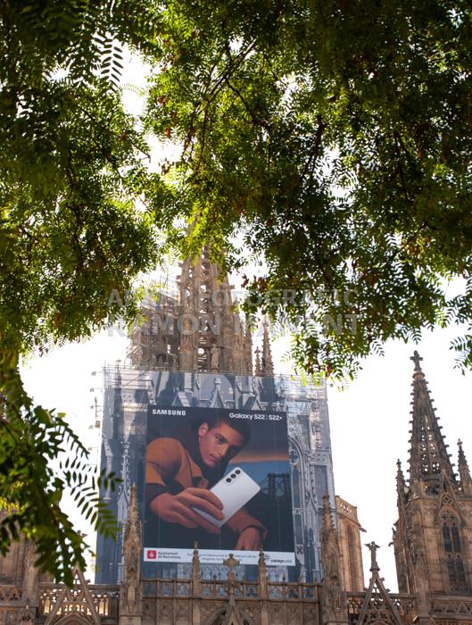 FAÇANA CATEDRAL ANUNCI SAMSUNG
