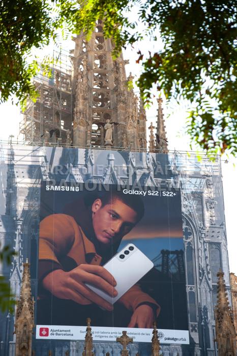 FAÇANA CATEDRAL ANUNCI SAMSUNG