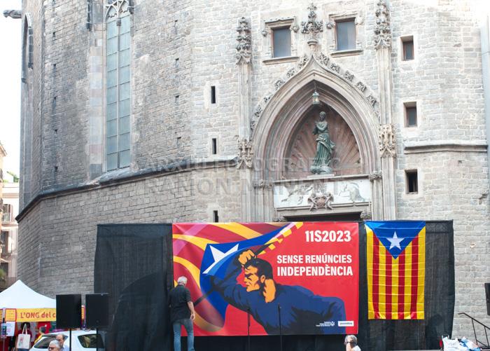 ONZE DE SETEMBRE 2023 
FOSSAR DE LES MORERES