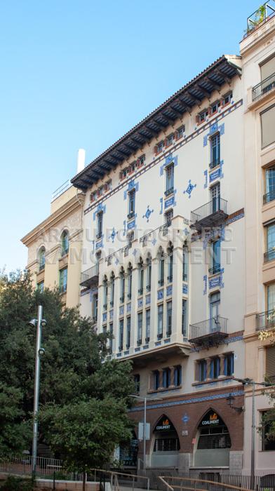 CASA C/SUB TENIENTE NAVARRO