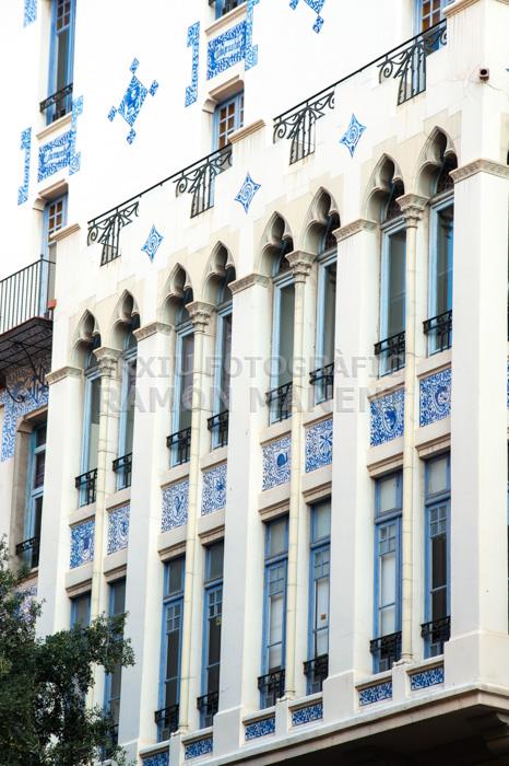 CASA C/SUB TENIENTE NAVARRO