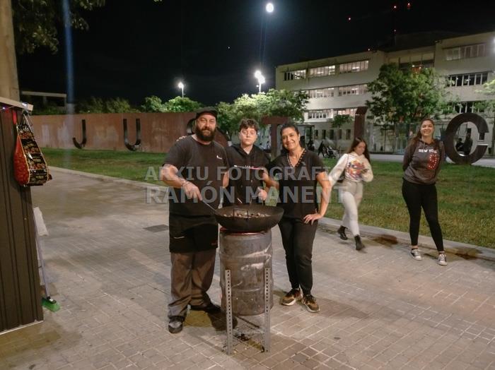 CASTANYERS PLAÇA TOMAS I VALIENTE MATARO