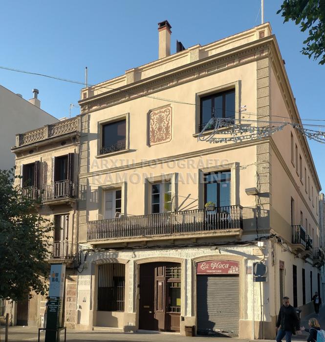 CASA PLAÇA DE CUBA MATARO