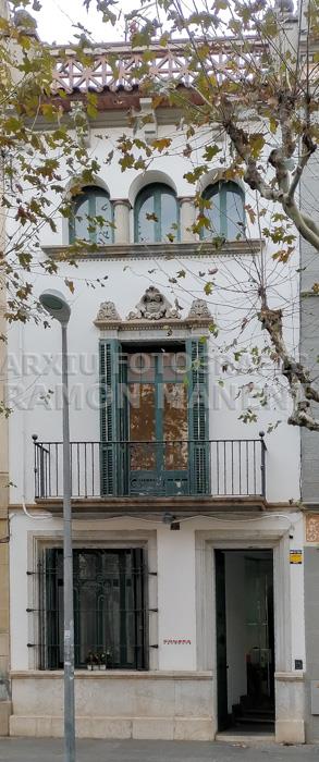 FAÇANA I FINESTRA RAMBLA-CAMI RAL MATARO