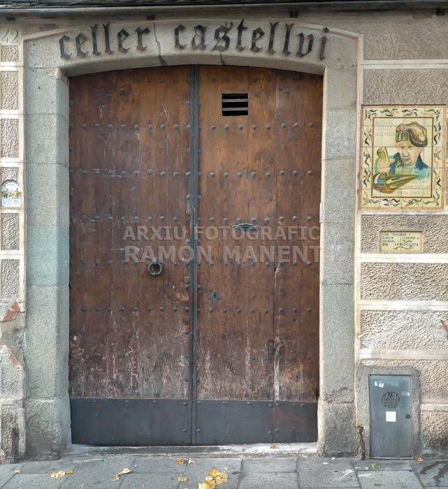 PLAÇA DE CUBA CELLER CASTELLVI MATARO
