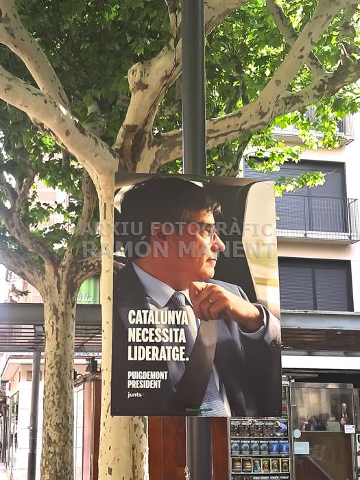 ELECCIONS PARLAMENT DE CATALUNYA 
CARTELL J P C 
CARLES PUIGDEMONT