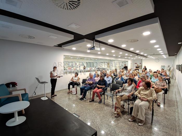PRESENTACIÓ LLIBRE CASES SINGUALARS DE MATARO
BIBLIOTECA POPULAR