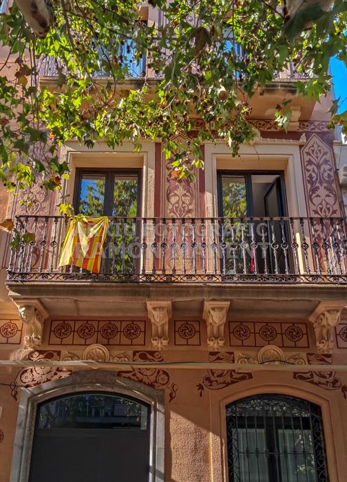 CARRER ISERN CASA ESGRAFIADA MATARO 
