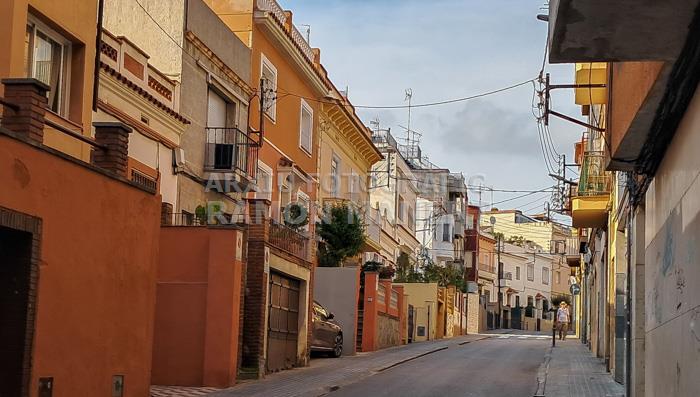 CARRER MARIA AUXILIADORA MATARO 
