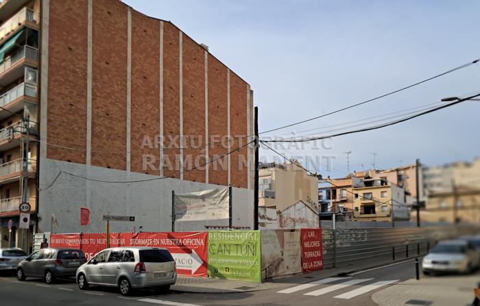 OBRES SOLAR AVINGUDA PUIG I CADAFALCH MATARO