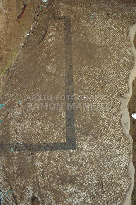 EXCAVACIÓ DOMUS DE CAN CRUZATE MATARO 
ANY 2008
