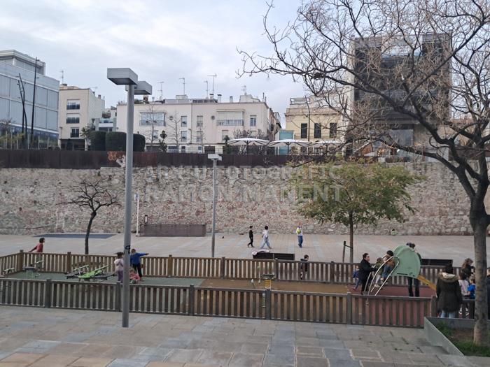 PLAÇA DE LA MURALLA