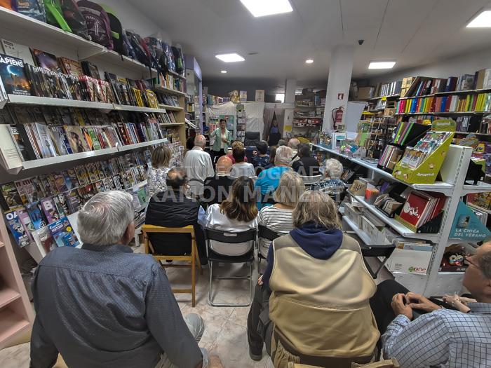 PRESENTACIÓ LLIBRE CASES DE MATARO HISTÒRIES FAMILIARS 
LLIBRERIA MARESME 

