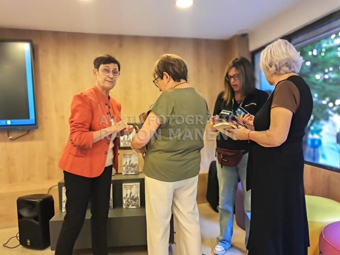 PRESENTACIÓ LLIBRE CASES DE MATARO HISTÒRIES FAMILIARS 
LLIBRERIA ABACUS 

