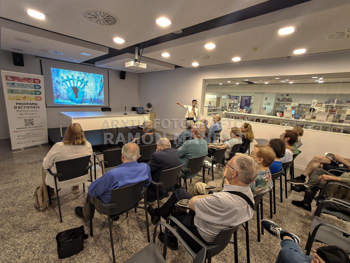 PRESENTACIÓ LLIBRE CASES DE MATARO HISTÒRIES FAMILIARS 
BIBLIOTECA POPULAR