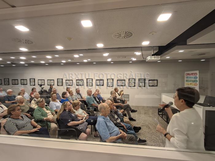 PRESENTACIÓ LLIBRE CASES DE MATARO HISTÒRIES FAMILIARS 
BIBLIOTECA POPULAR