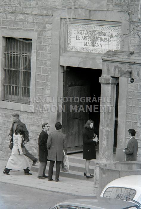 ENTRADA ESCOLA MASSANA 1970